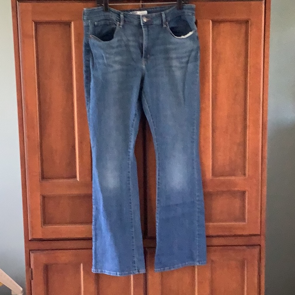 Classic Blue Women's Jeans
